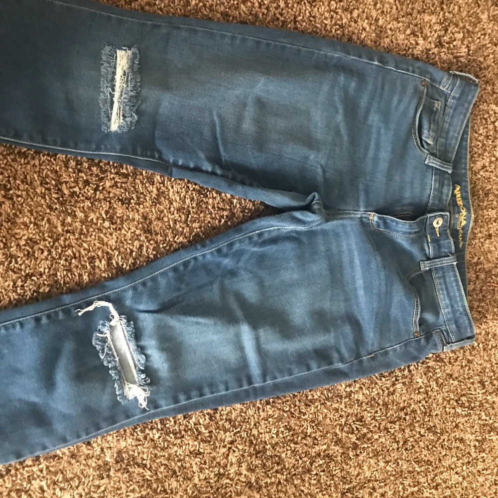 Ripped knee pants